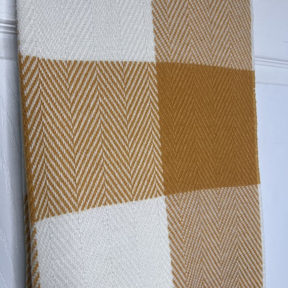 Banana Republic Scarf Yellow Ivory Plaid Fringed NWT Classic Preppy Academia - Picture 3 of 9